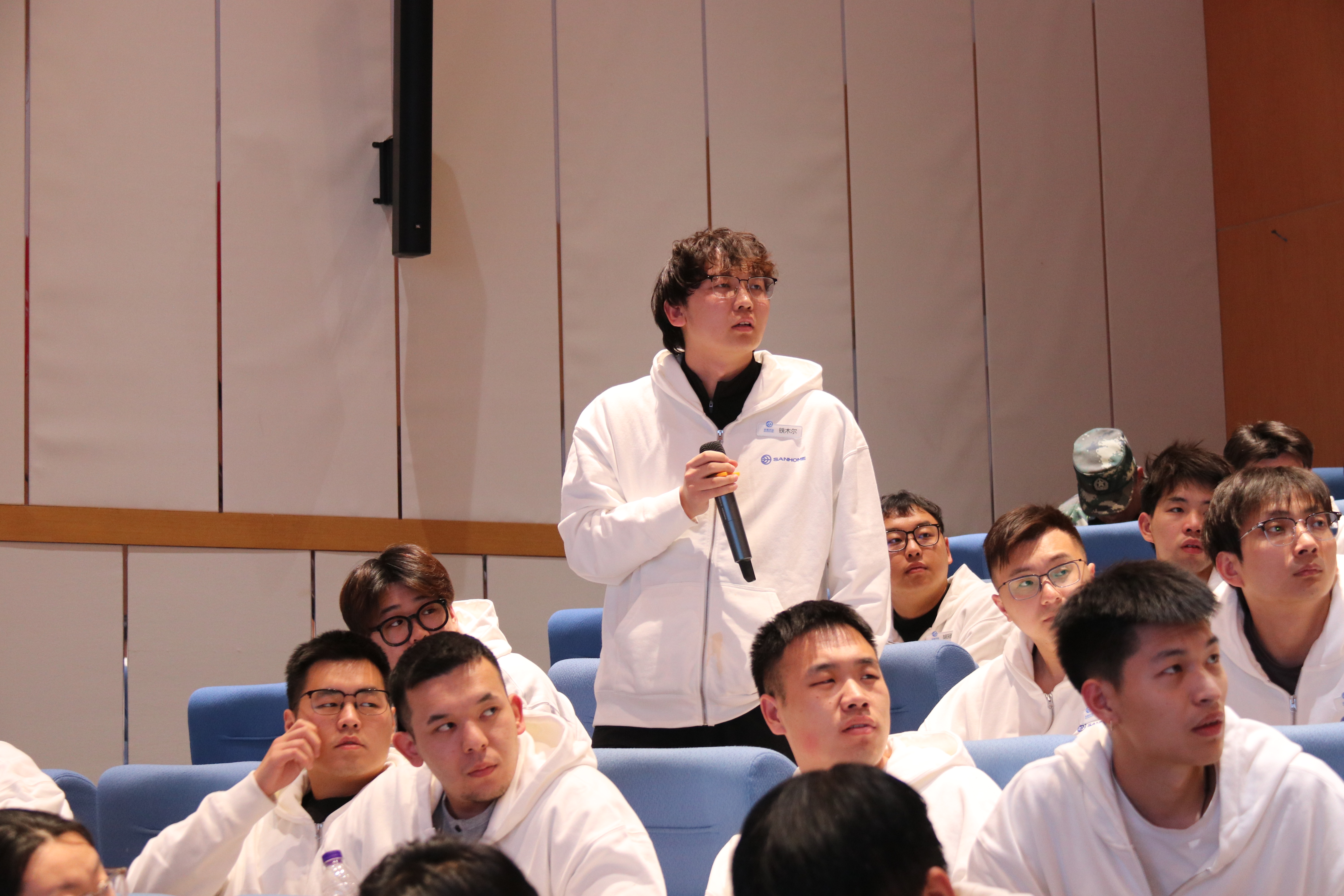 發(fā)言2.jpg 發(fā)言2.jpg